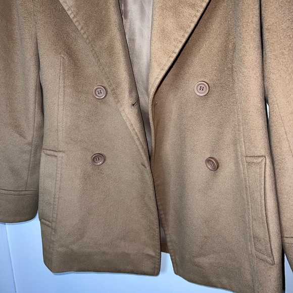 Cashmere Boutique | Camel Cashmere Peacoat - Picture 3 of 13